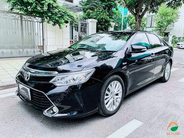 Thuê xe 4 chỗ Camry giá rẻ tại Hà Nội | Skyline