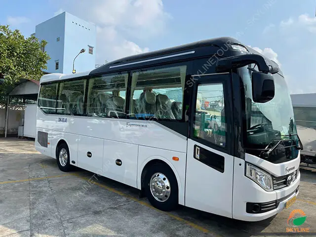 Thuê xe 34 chỗ Thaco giá tốt tại Hà Nội | Skyline