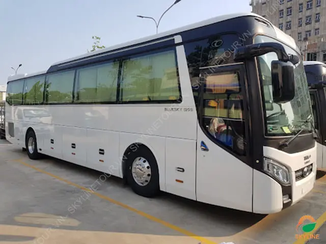 Thuê xe 45 chỗ Thaco giá rẻ tại Hà Nội | Skyline