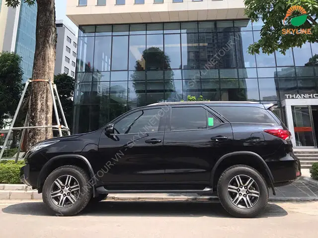 thuê xe 7 chỗ đi Hạ Long giá tốt từ Skyline
