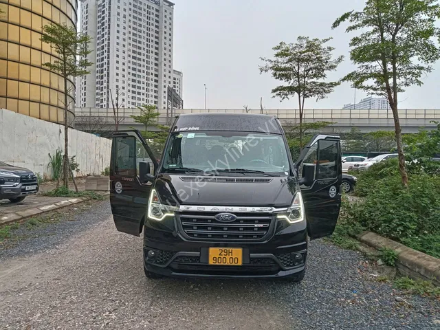 Xe Ford Transit 16 chỗ cho thuê đi Hạ Long