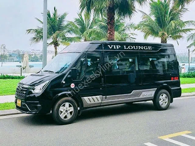 Thuê xe Limousine Ford Transit 9-12 ghế